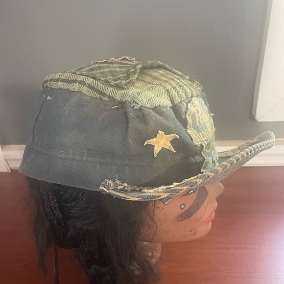 Custom hat - Picture 5 of 6